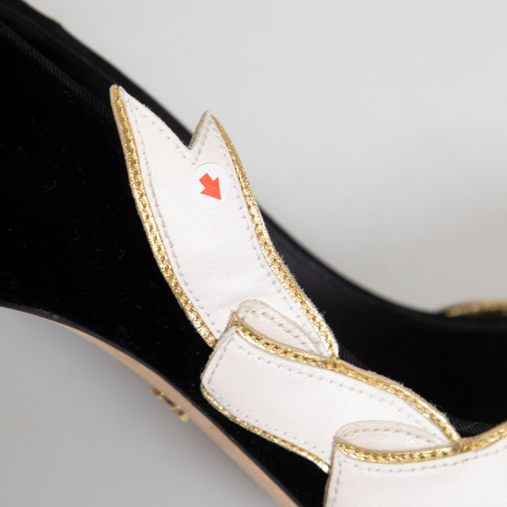 Dolce & Gabbana Sacred Heart Armanti Lori Pumps
