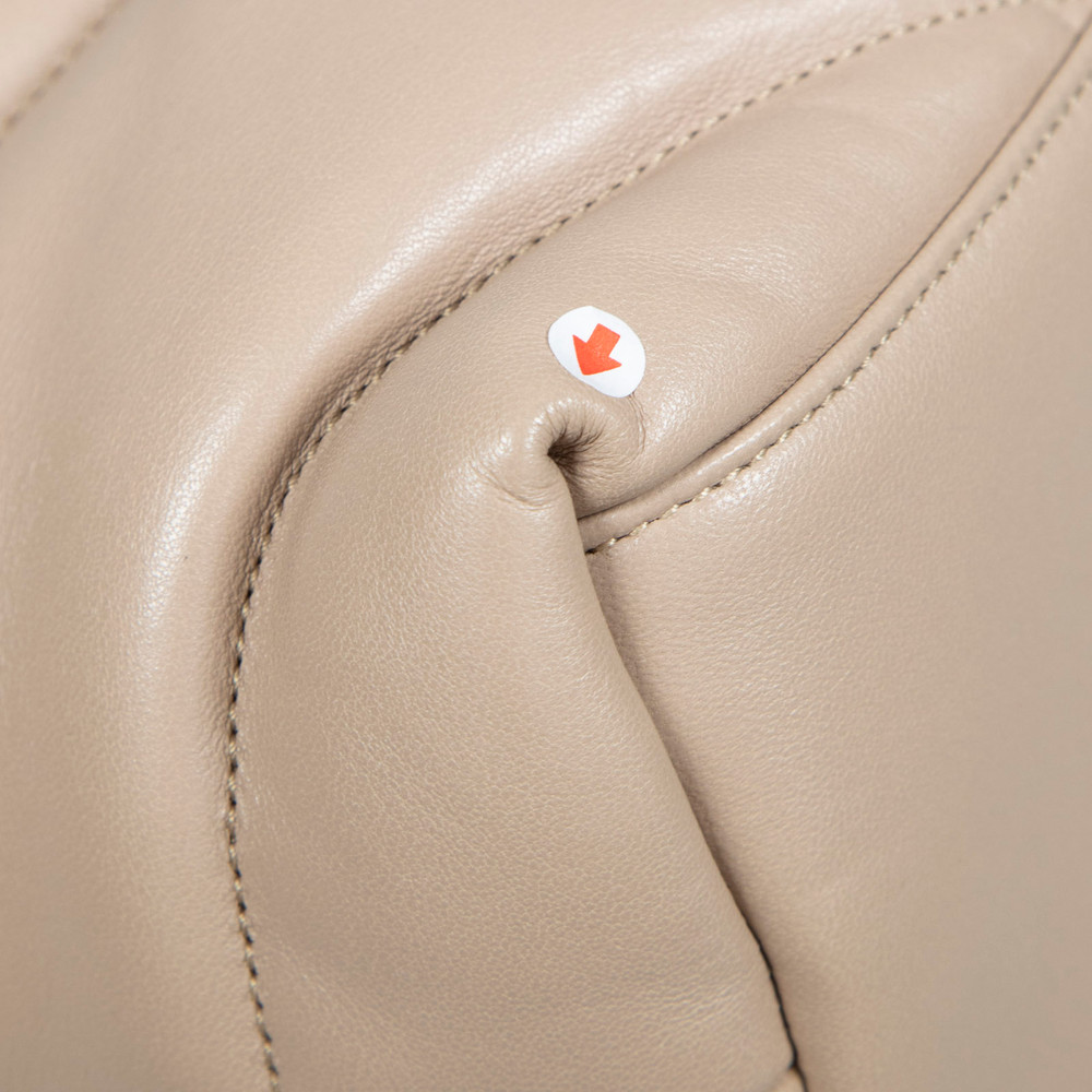 Second Hand Saint Laurent Beige Leather Medium Lou Lou Puffer Bag
