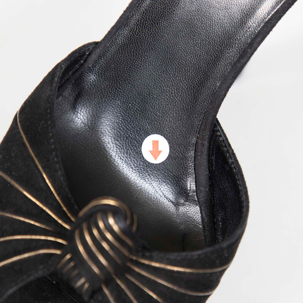 Gucci Black Suede Knot Detail Sandals