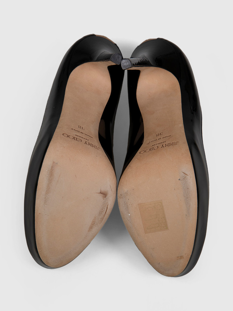Jimmy Choo Beige & Black Leather Pumps