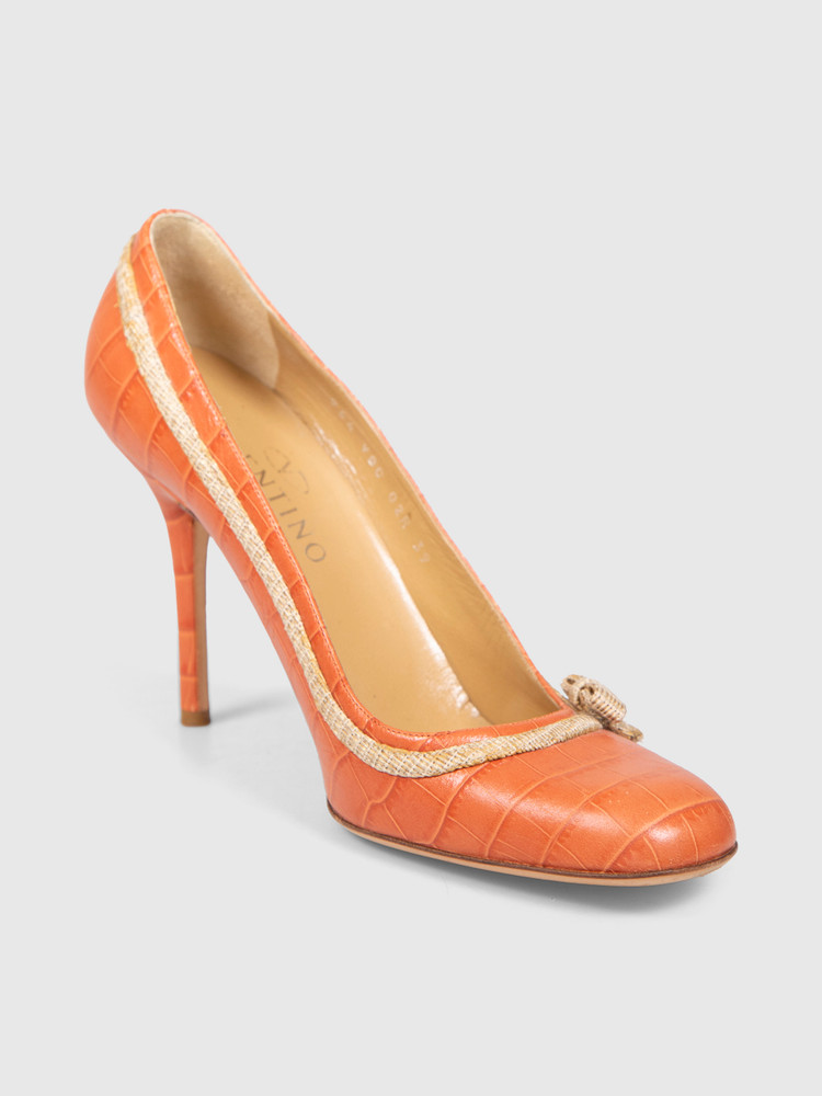 Valentino Garavani Orange Croc Embossed Pumps