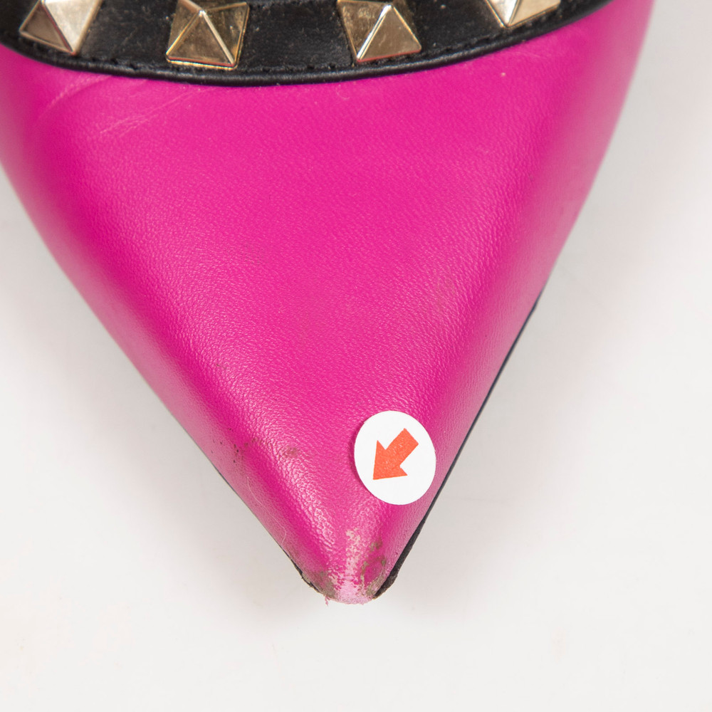Valentino Garavani Fuchsia Leather Rockstud Heels