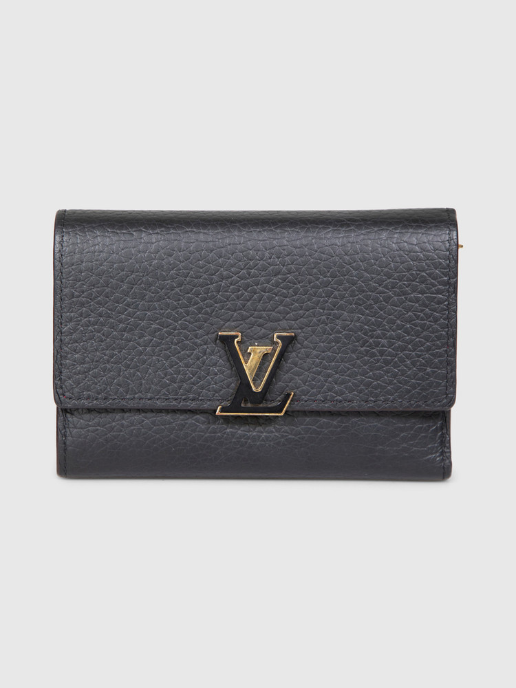 Louis Vuitton Black Leather Capucines Compact Wallet
