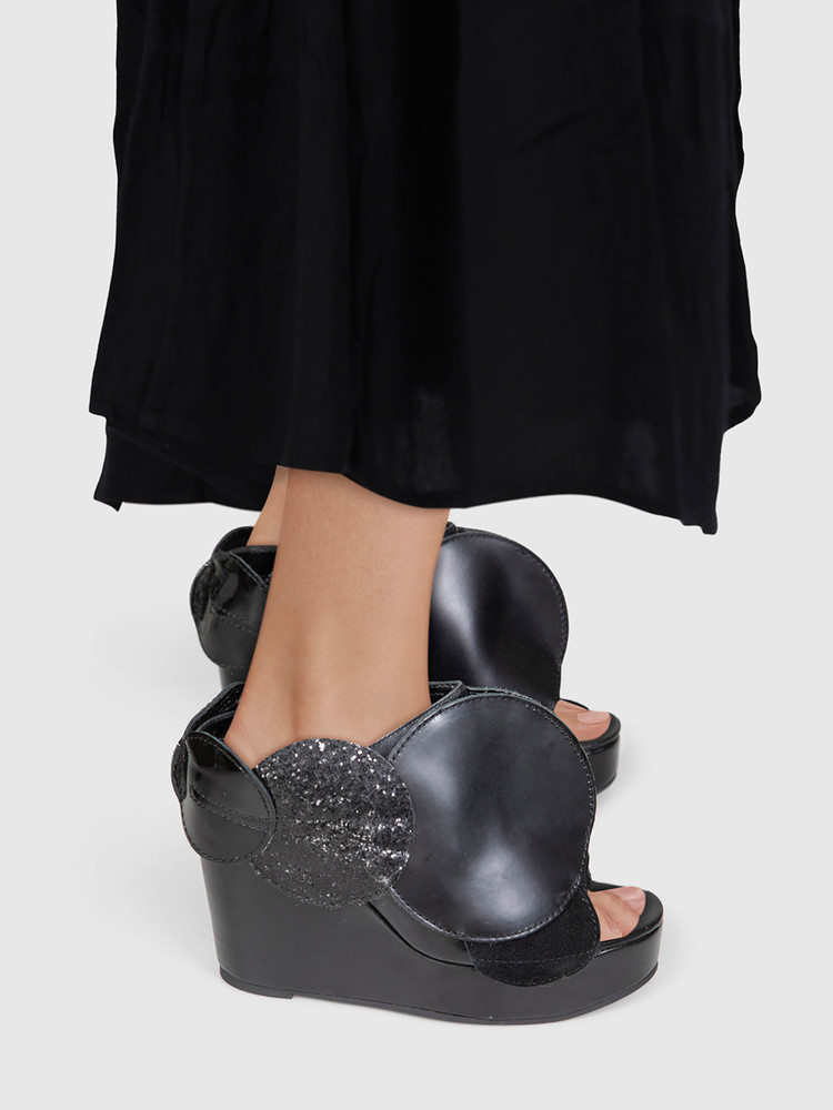 Comme Des Garcons Black Circle Accent Wedges