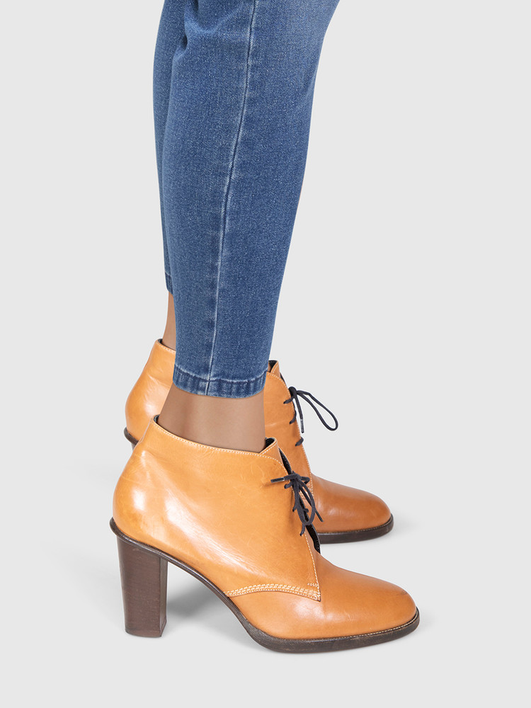 Clergerie Brown Leather Lace Up Ankle Boots