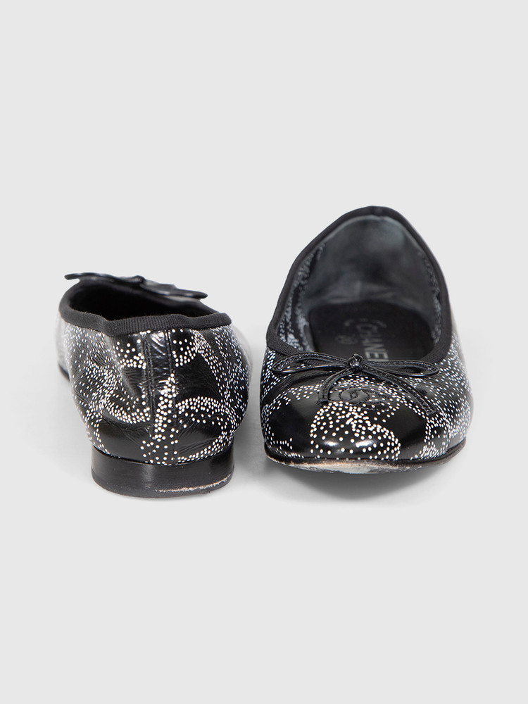 Chanel F/W2023 Black Calfskin Dotted Camellia Print Flats
