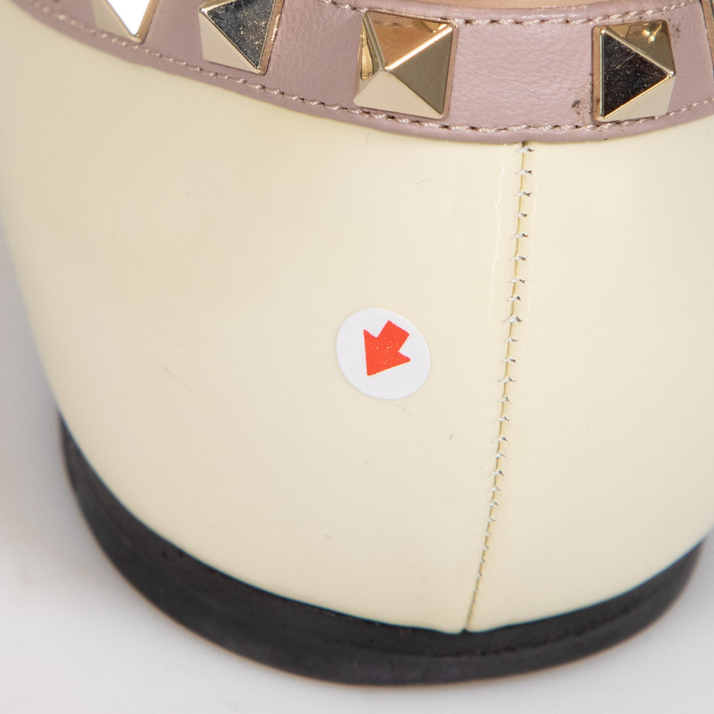 Valentino Garavani Ecru Patent Leather Rockstud Flats