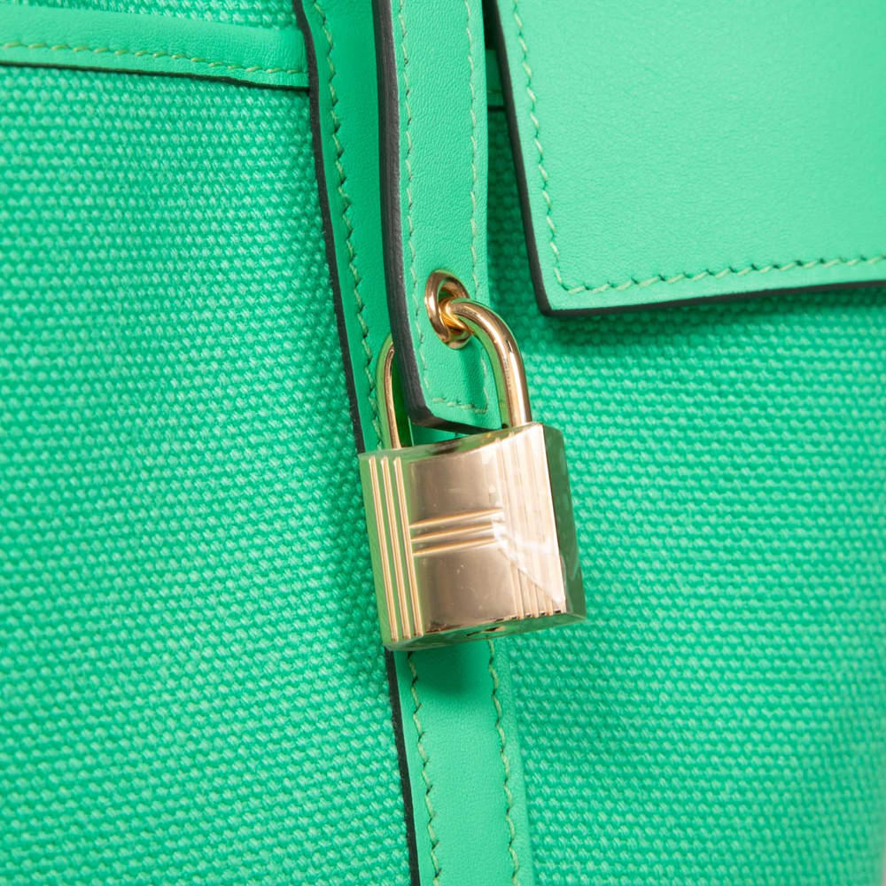 Hermès Vert Comics Canvas / Swift Leather Picotin 18 Cargo