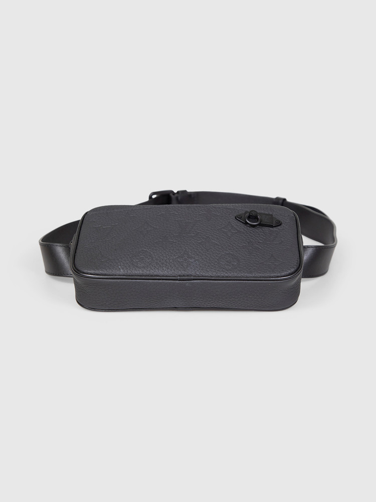 Louis Vuitton Taurillon Monogram Pochette Volga Belt Bag