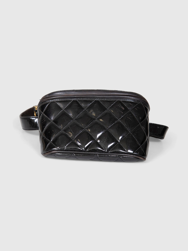Chanel Vintage 1994-96 Black Quilted Patent Belt Bag