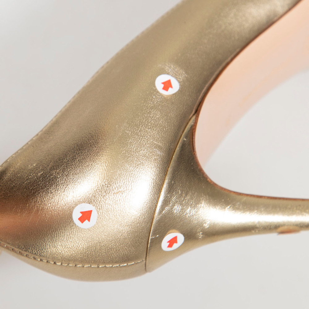 Gianvito Rossi Gold Leather Point Toe Pumps