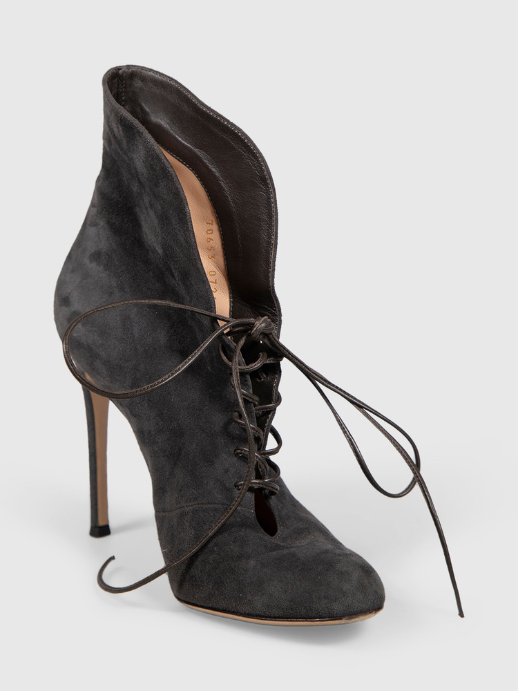 Gianvito Rossi Grey Suede Lace Up Boots