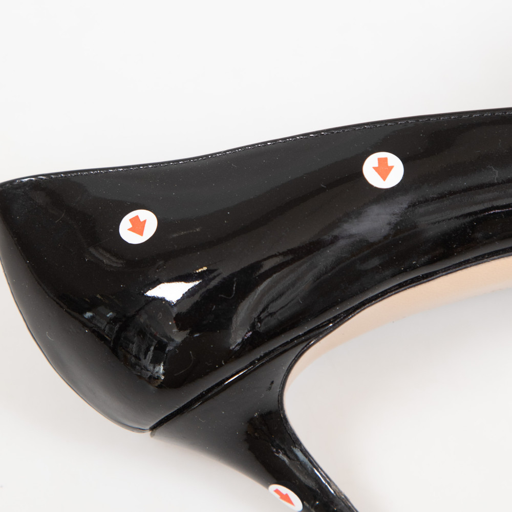 Gianvito Rossi Black Patent Pointed Pumps