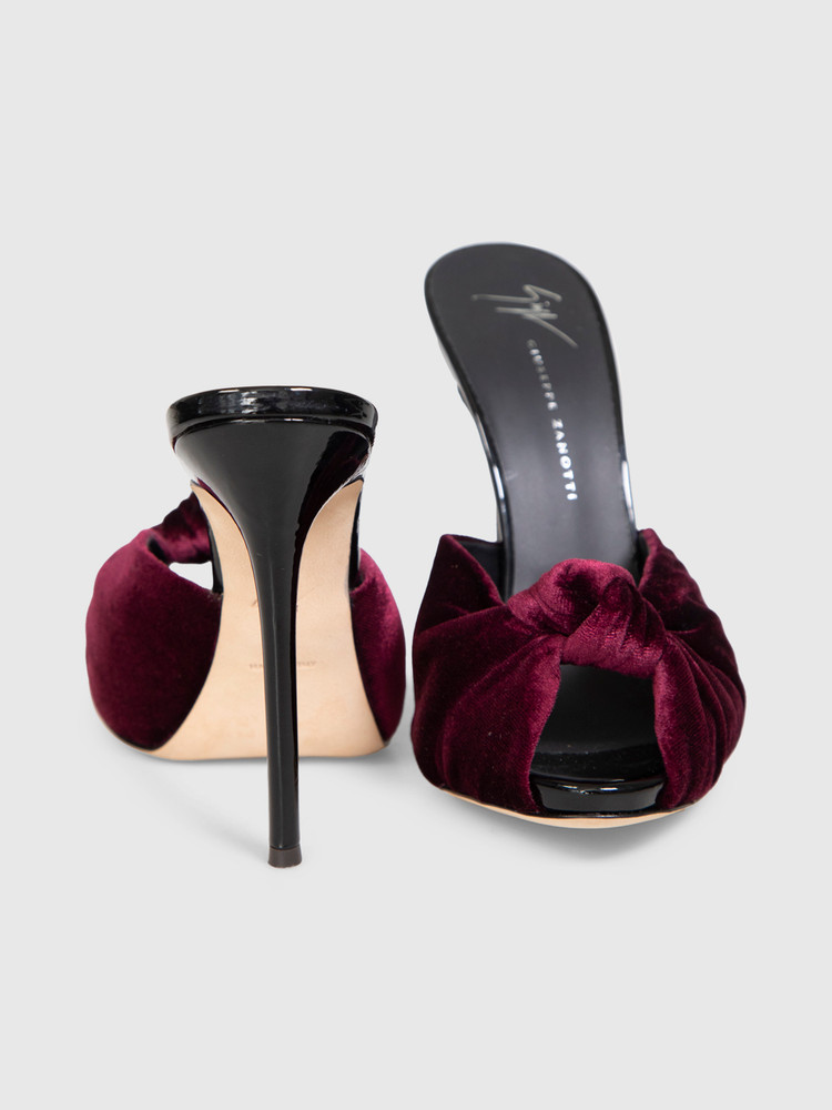 Giuseppe Zanotti Burgundy Knotted Velvet Mules