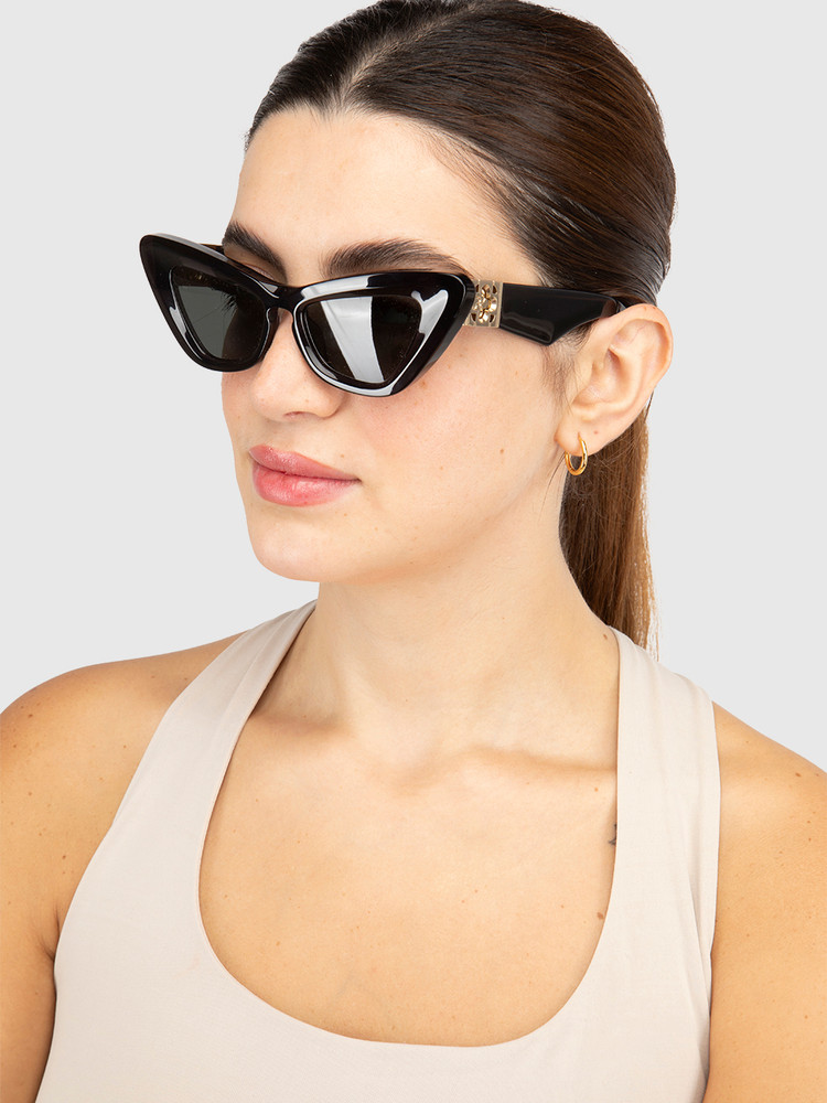 Burberry Black Cat Eye Logo Arms Sunglasses