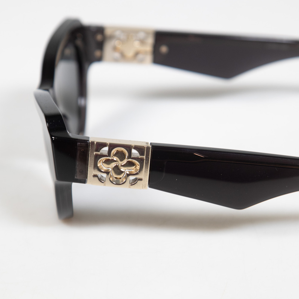 Burberry Black Logo Cat Eye Sunglasses