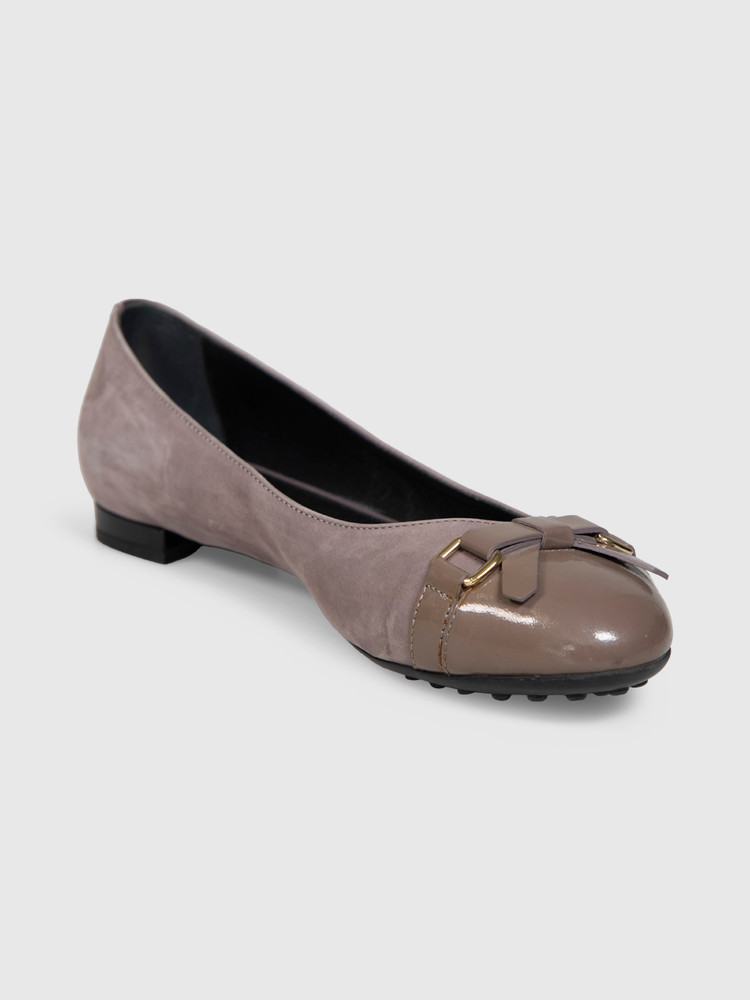Tod's Mauve Suede Ballet Flats