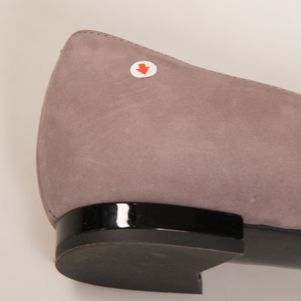 Tod's Mauve Suede Ballet Flats