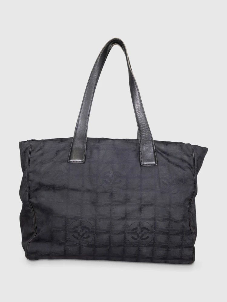 Chanel Vintage 2003-2004 Black Medium Travel Line Tote
