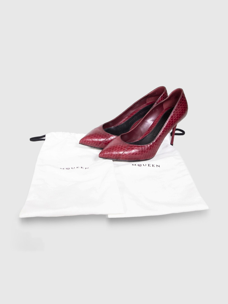 Alexander McQueen Burgundy Snakeskin Pumps