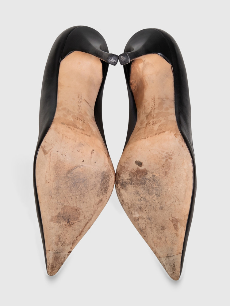 Manolo Blahnik Black Leather Point Toe Pumps