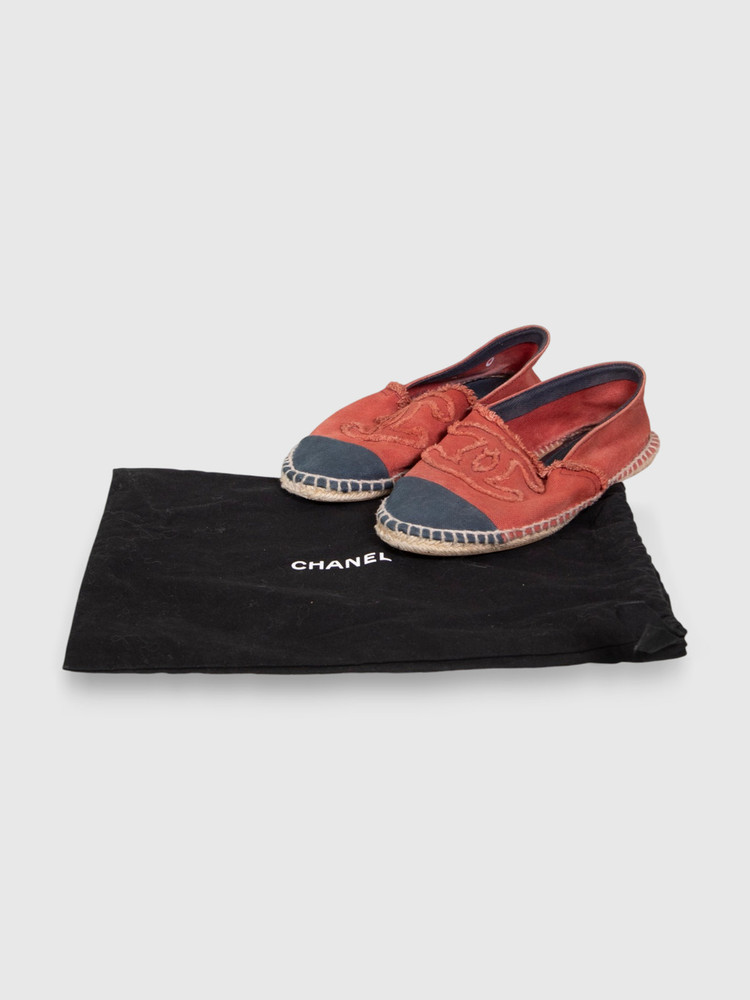 Chanel Brock Red CC Espadrilles