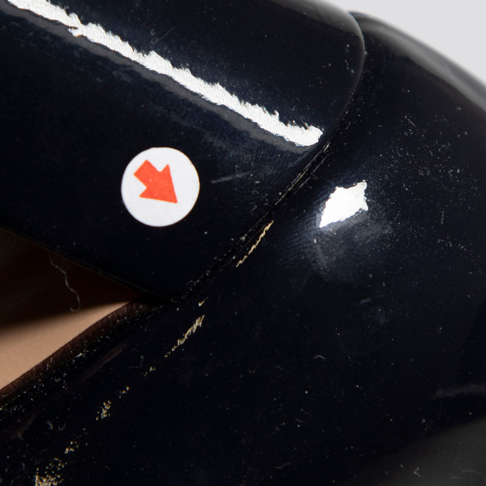 Gianvito Rossi Navy Patent Leather Round Toe Pumps