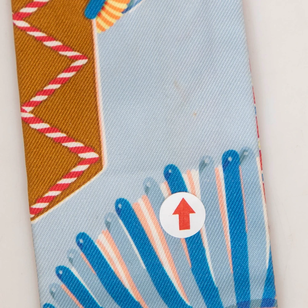 Hermès Epaulettes de Gala Silk Twilly Scarf