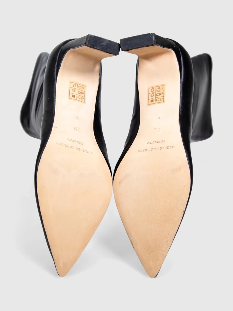 Sigerson Morrison Black Point Toe Heeled Boots