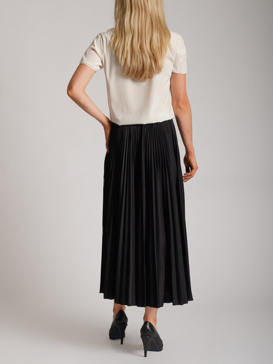 Women Valentino V Logo Pleated Jersey Midi Skirt - Black Size M UK 10 US 6