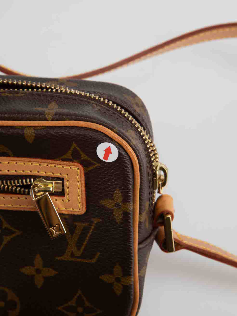 Louis Vuitton Vintage 2002 Brown Monogram Cite Pochette Bag