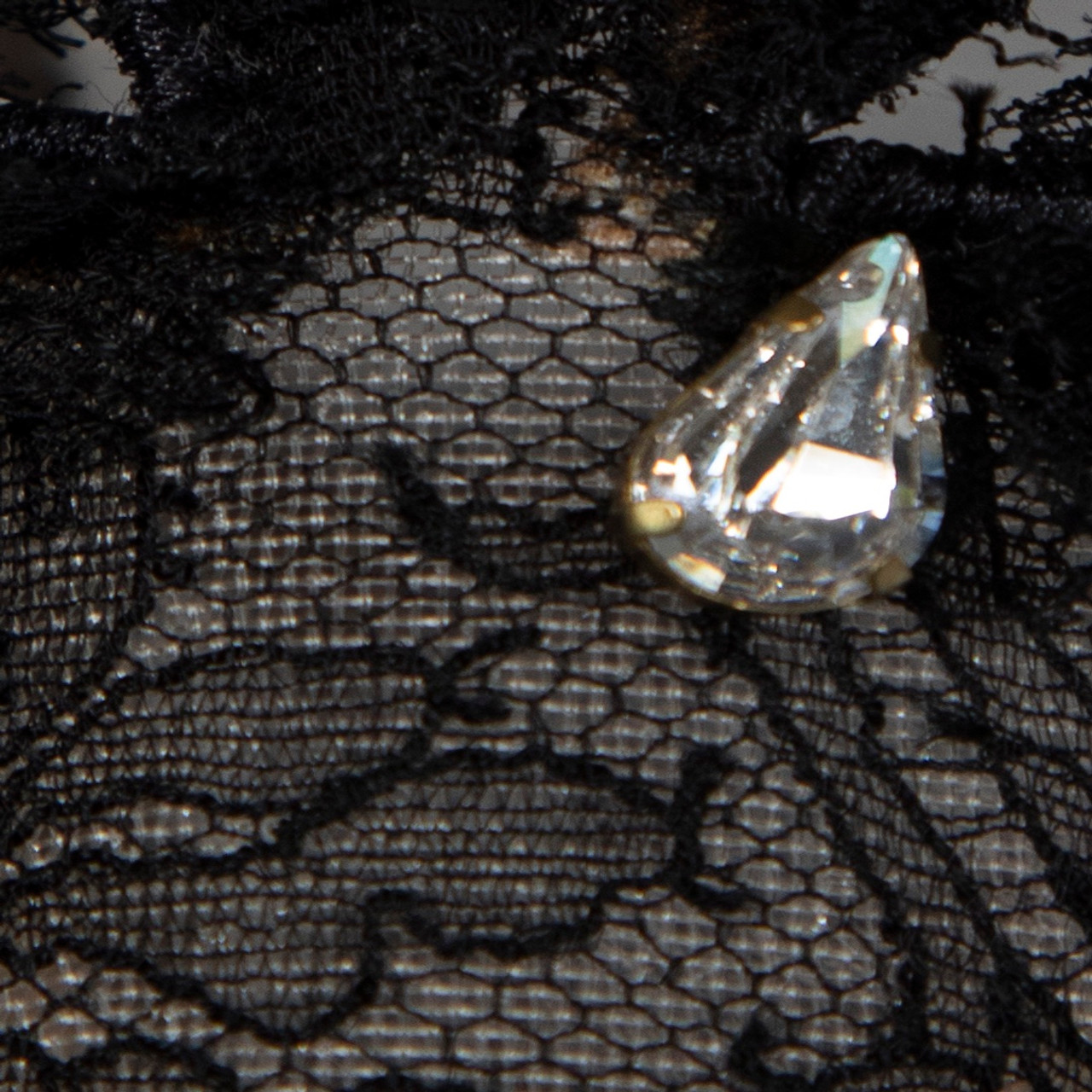 Rochas Black Floral Lace Low Heel Pumps Rochas Black Floral Lace Low Heel Pumps