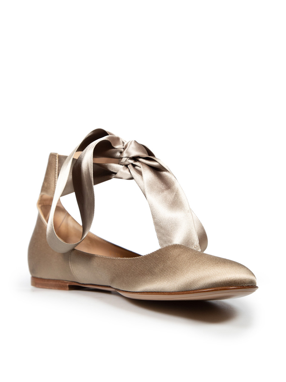 Gianvito Rossi Beige Ribbon Tie Ballet Flats Gianvito Rossi Beige Ribbon Tie Ballet Flats