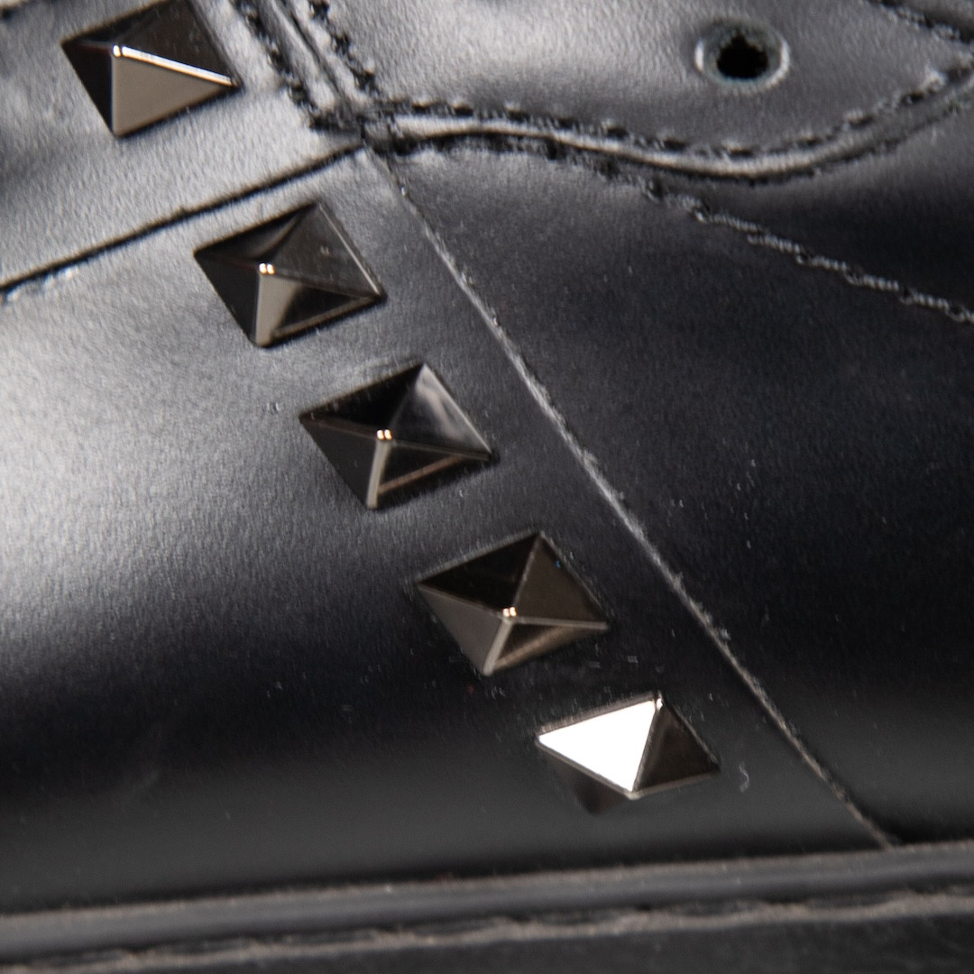 Valentino Garavani Black Leather Rockstud Trainers