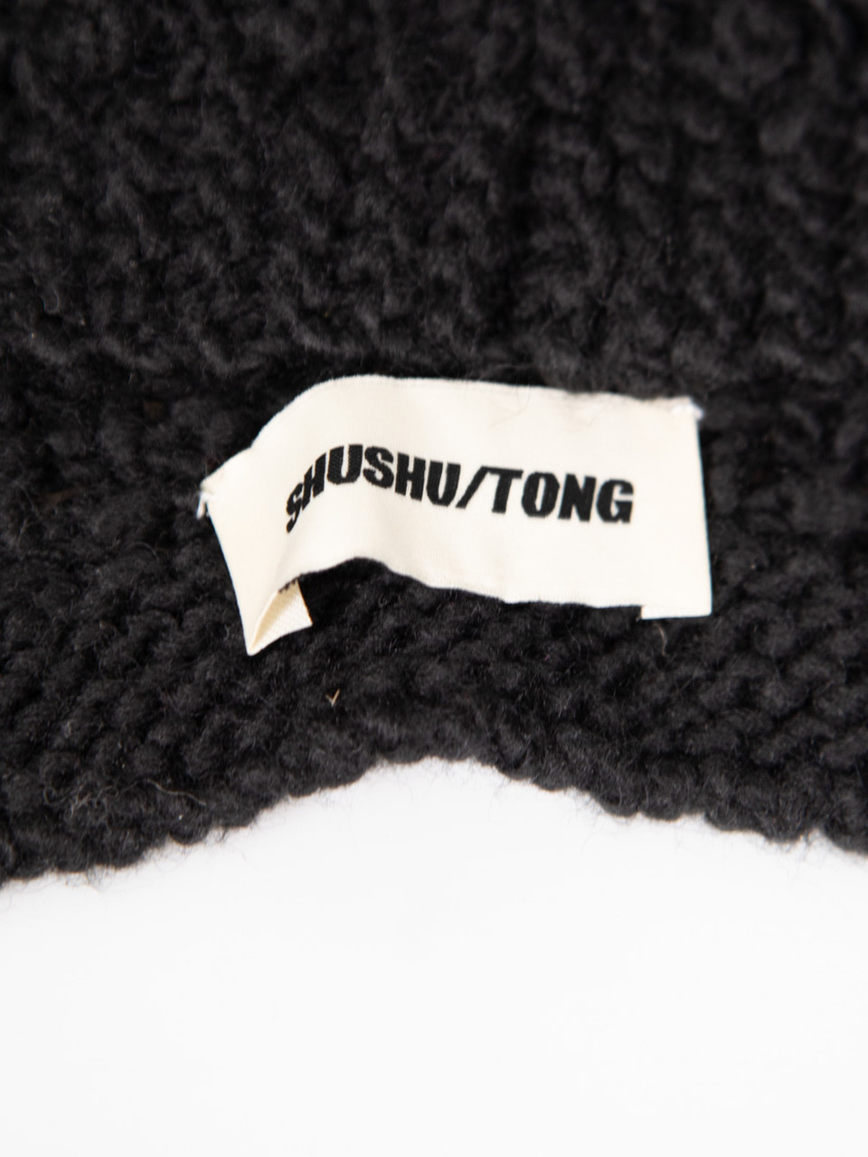 SHUSHU/TONG  Black Wool Crochet Beanie Scarf