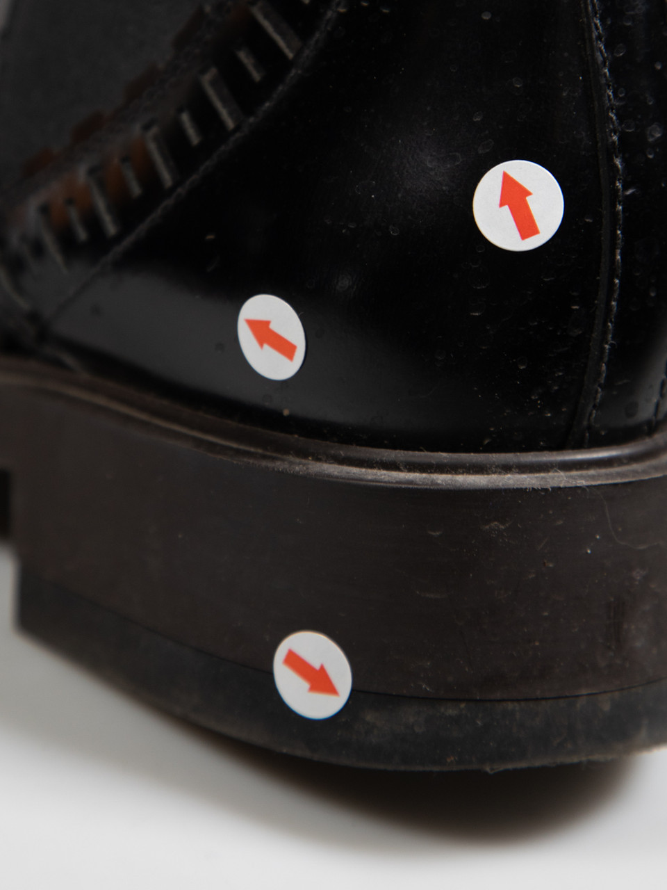 Tod's Black Leather Cut Out Pattern Chelsea Boots Tod's Black Leather Cut Out Pattern Chelsea Boots