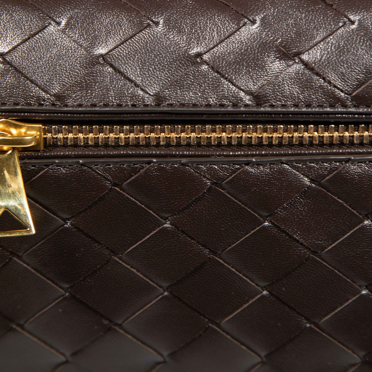 Bottega Veneta Brown Leather Bang Bang Vanity Case Bag Bottega Veneta Brown Leather Bang Bang Vanity Case Bag