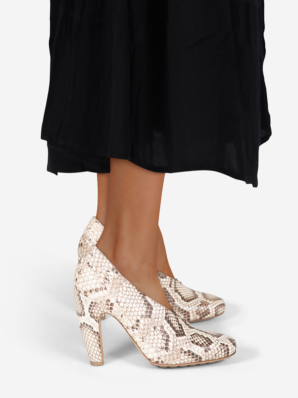 Bottega Veneta Python Canalazzo Pumps Bottega Veneta Python Canalazzo Pumps