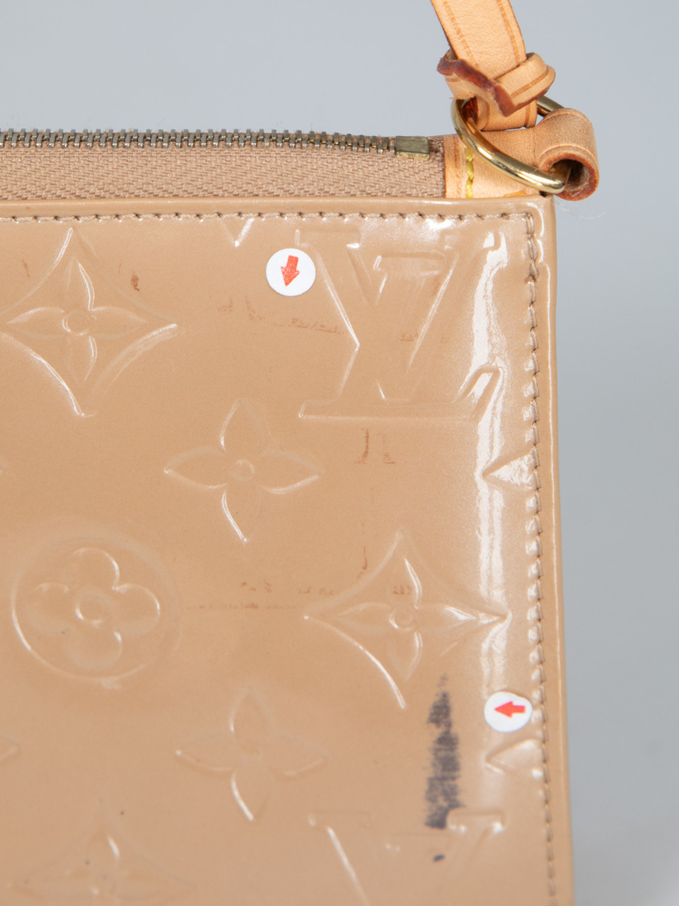 Louis Vuitton 2006 Beige Vernis Lexington Pochette