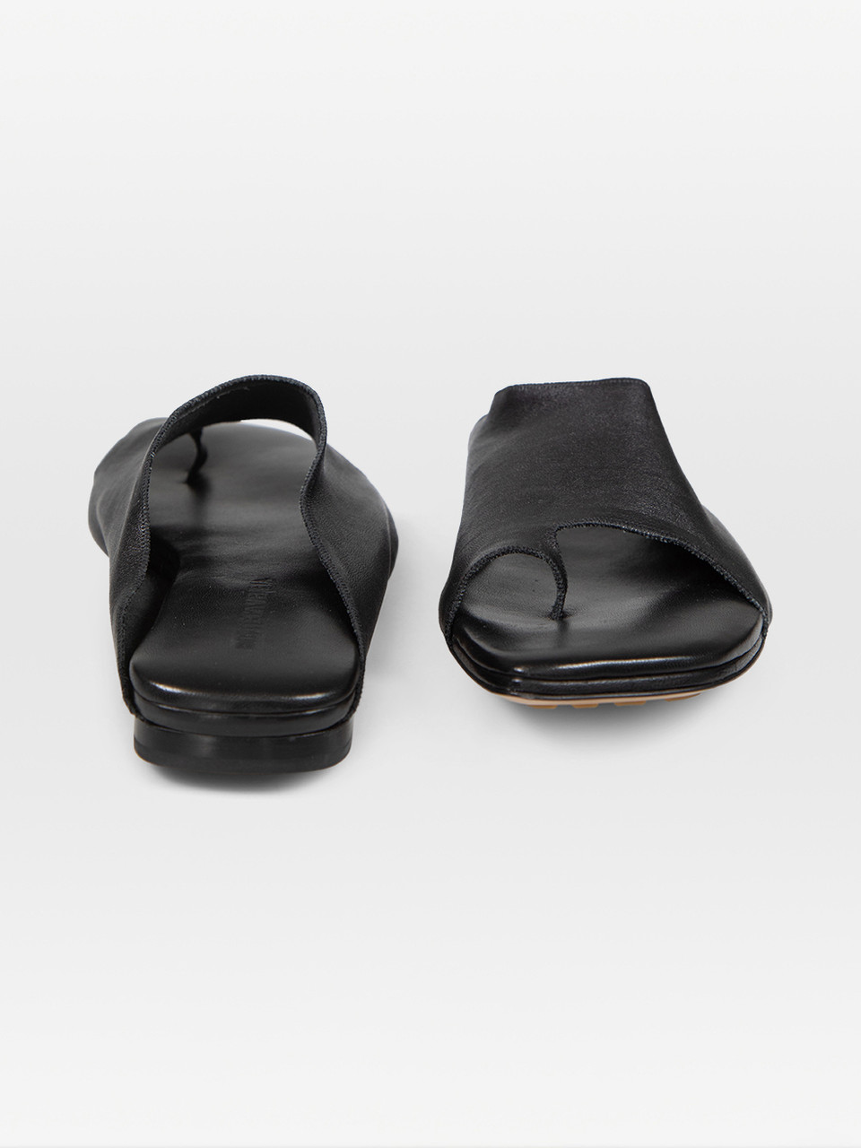 Bottega Veneta Black Leather Flat Thong Sandals
