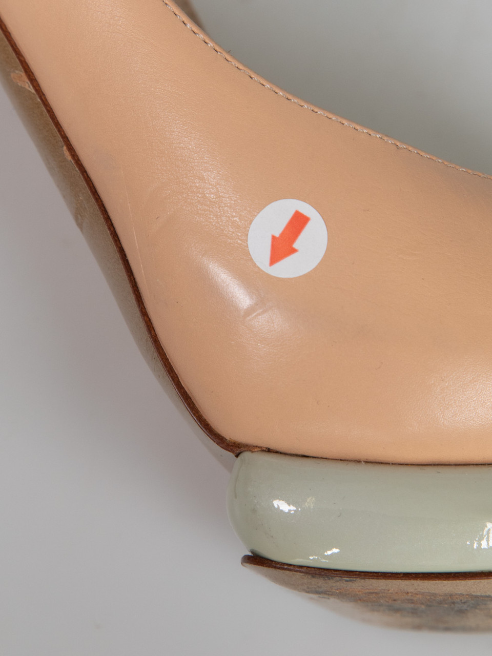 Nicholas Kirkwood Beige Peep Toe Leather Heels