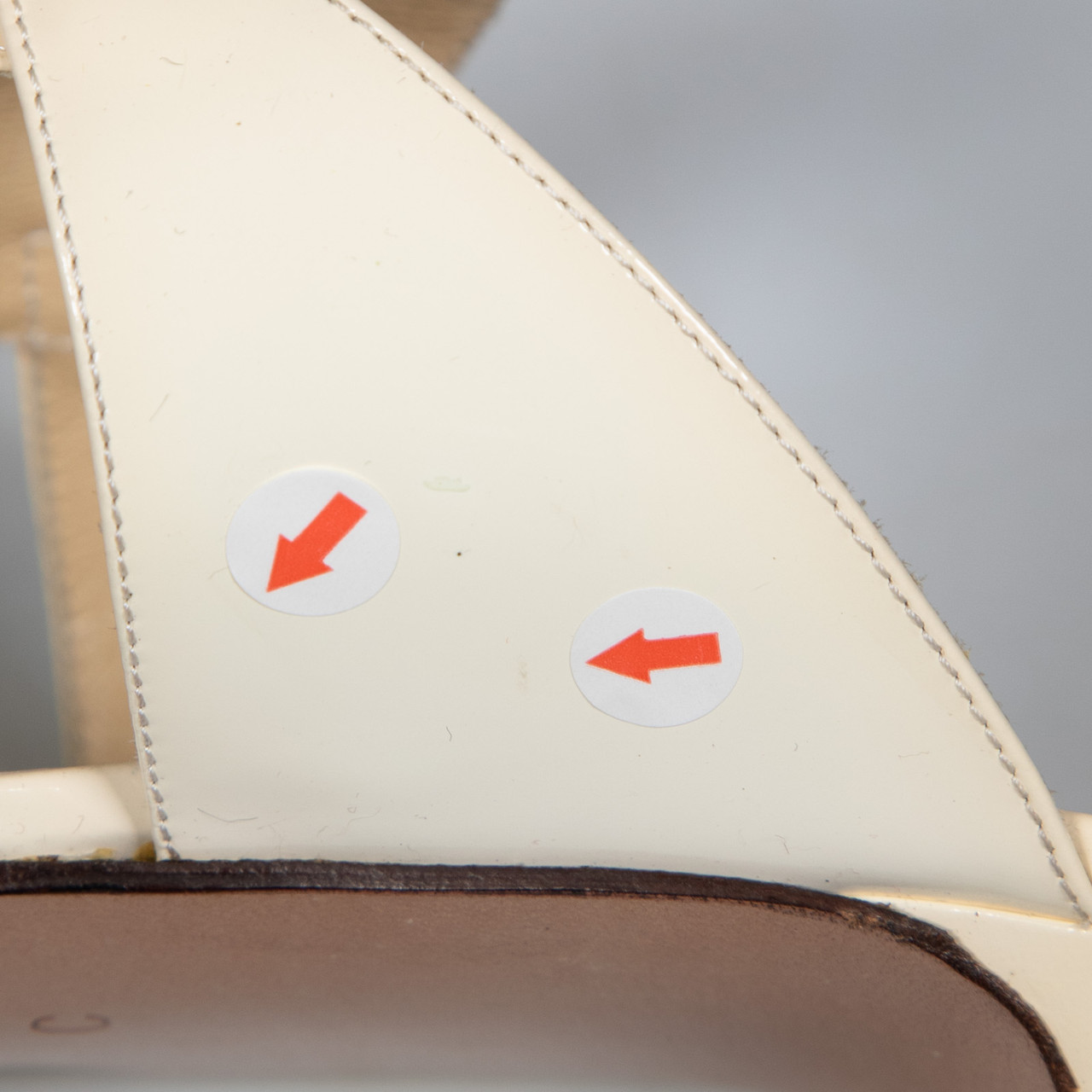 Gucci Ecru Patent Horsebit Thong Sandals