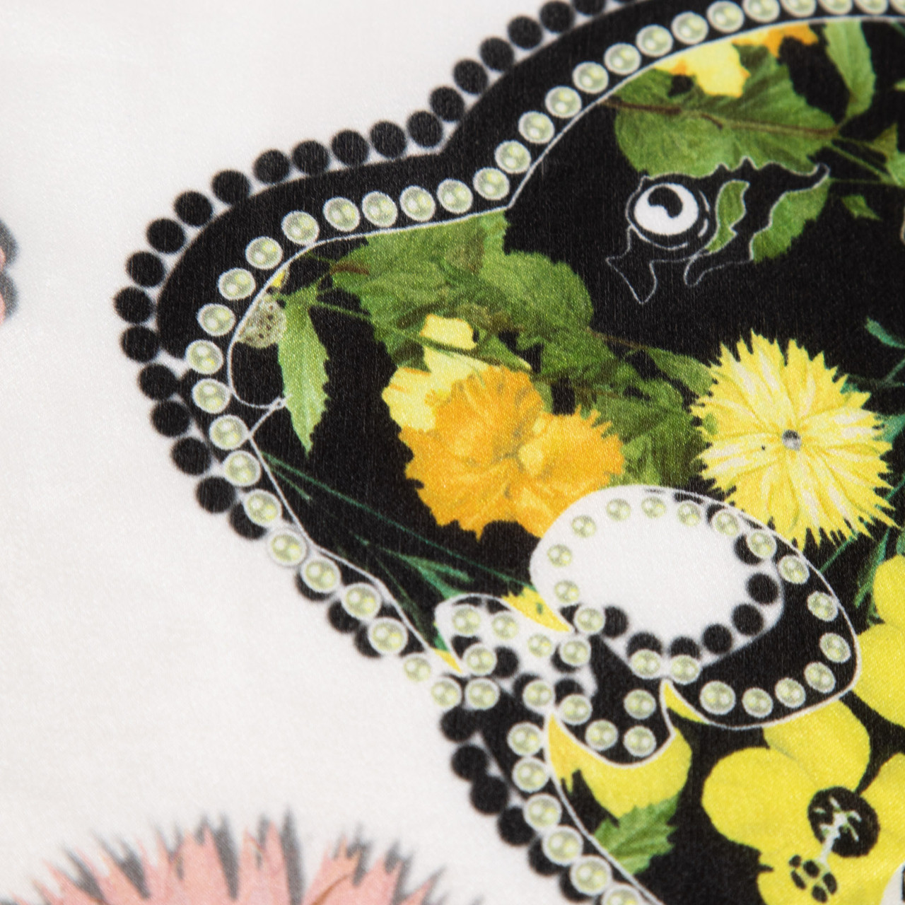 Roberto Cavalli Floral Print Rectangle Scarf Roberto Cavalli Floral Print Rectangle Scarf
