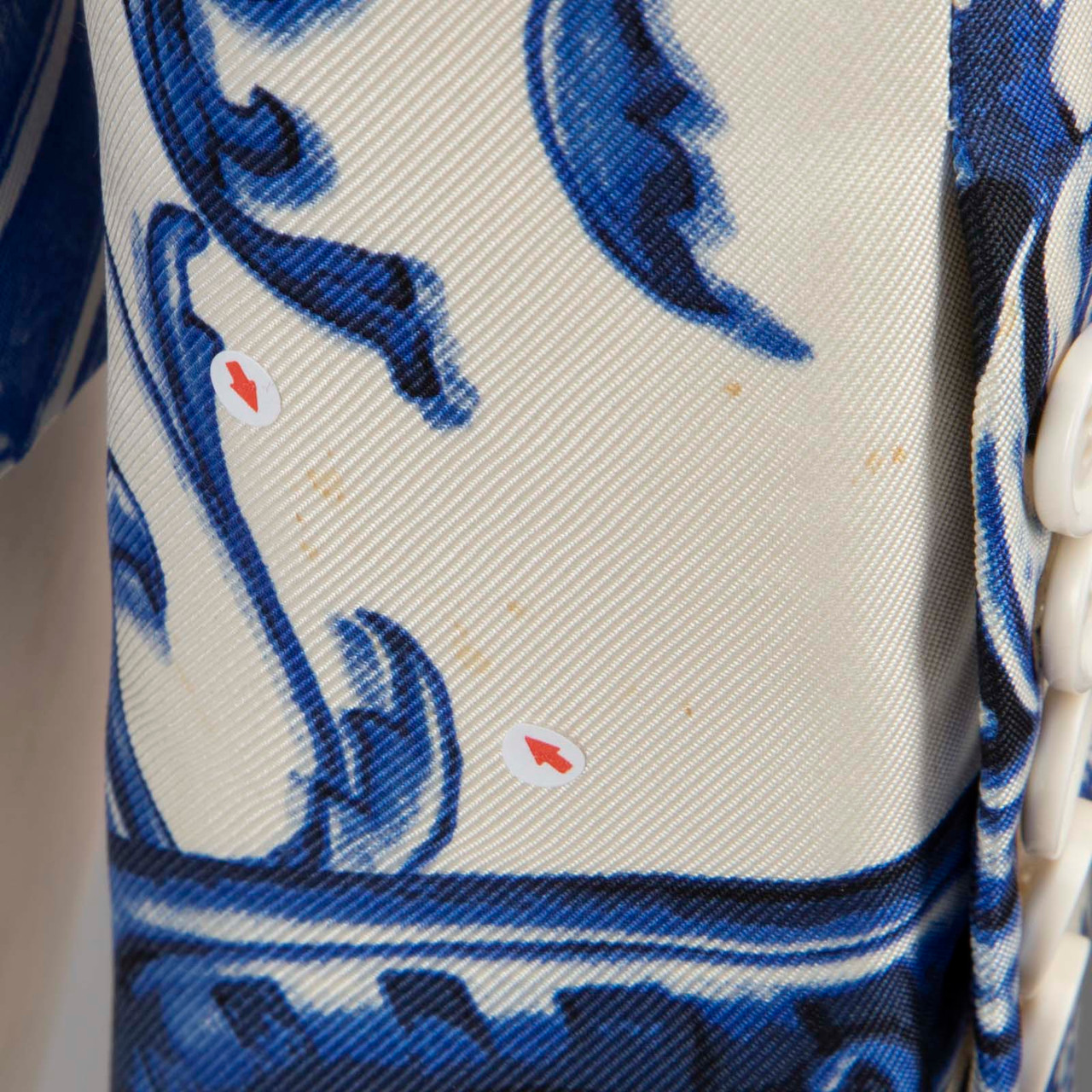 Roberto Cavalli Blue & White Majolica Print Silk Blazer Roberto Cavalli Blue & White Majolica Print Silk Blazer