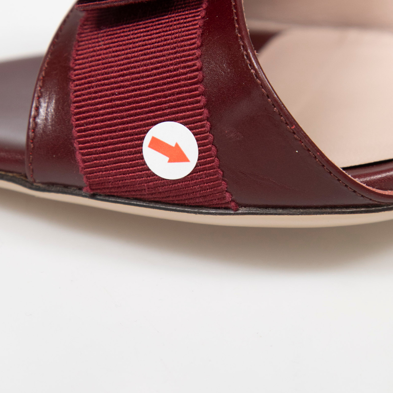 Salvatore Ferragamo Burgundy Leather Glory Sandals