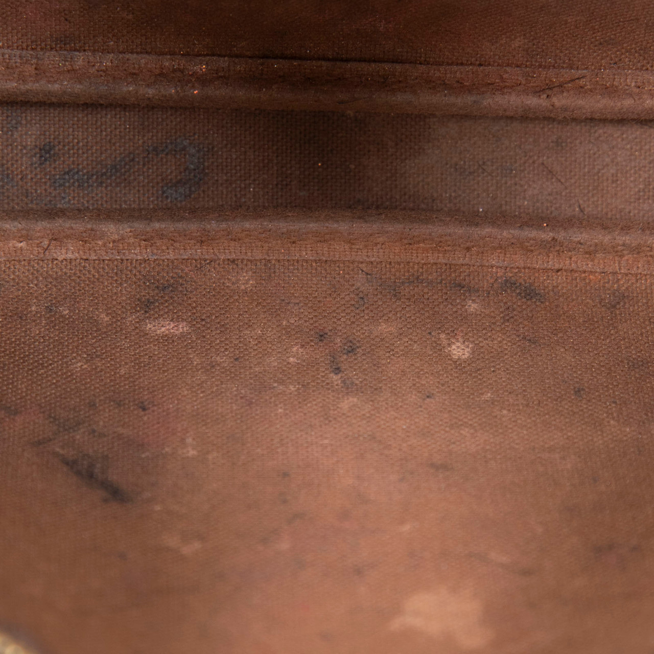 Louis Vuitton 2000 Monogram Pochette Accessoires Bag