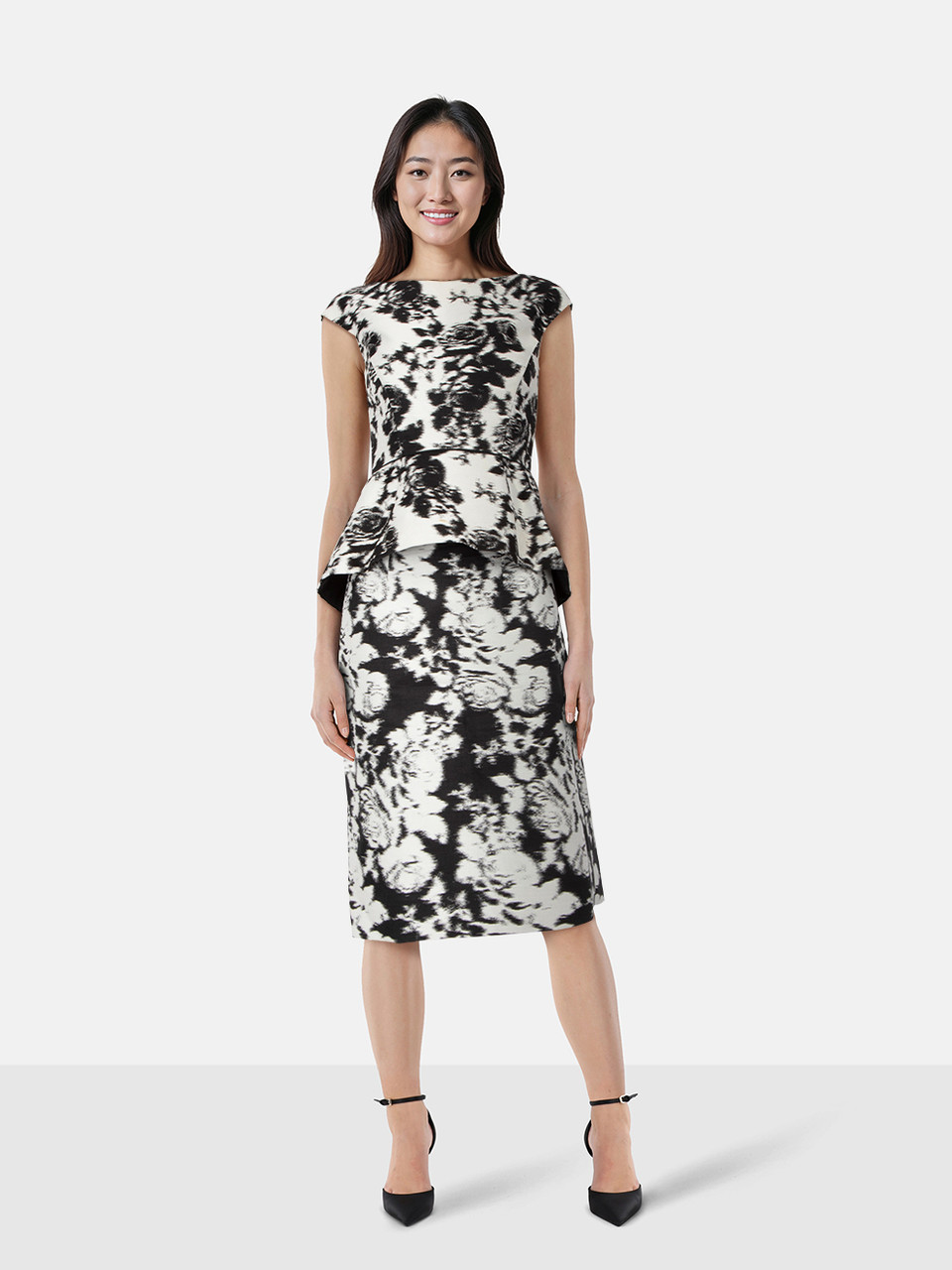 Oscar de la Renta Black & White Floral Set