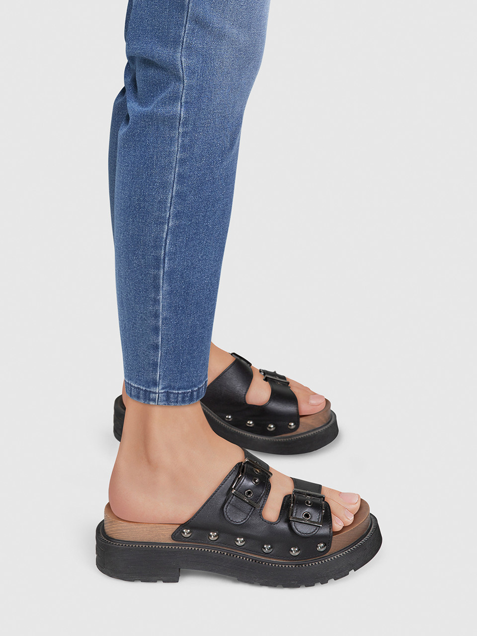 Dior Black Leather Diorquake Sandals