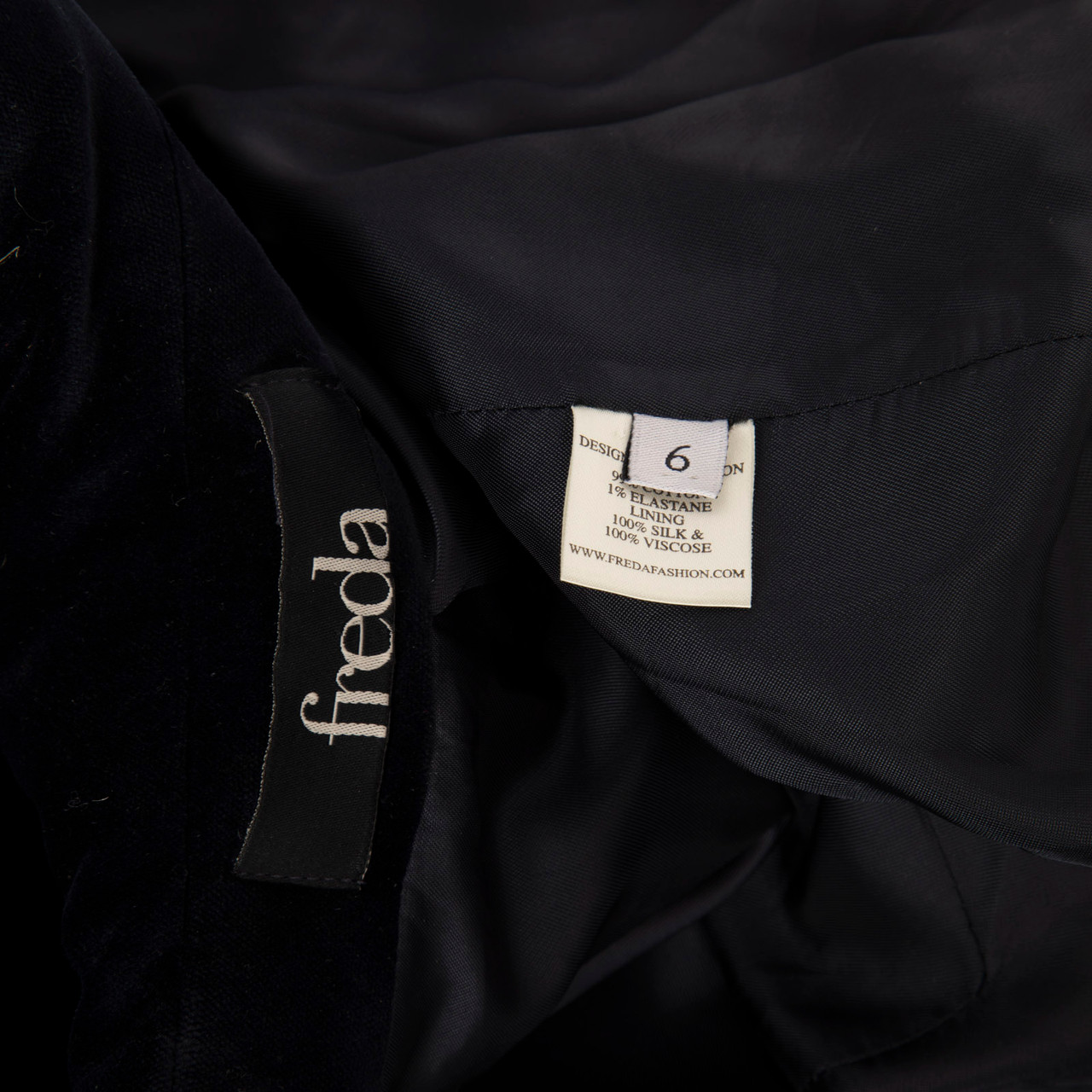 Freda Navy Velvet Single-Breast Blazer