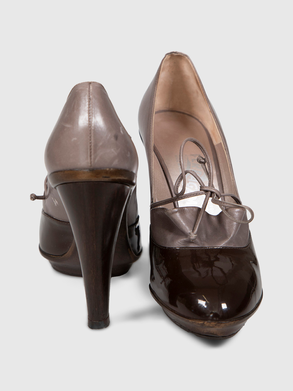 Salvatore Ferragamo Brown Leather Bow Detail Pumps